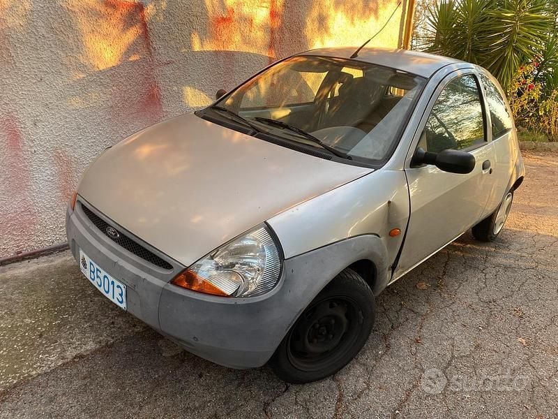 Usata Ford Ka 60 CV (44 kW) 1997 Grigio Utilitaria