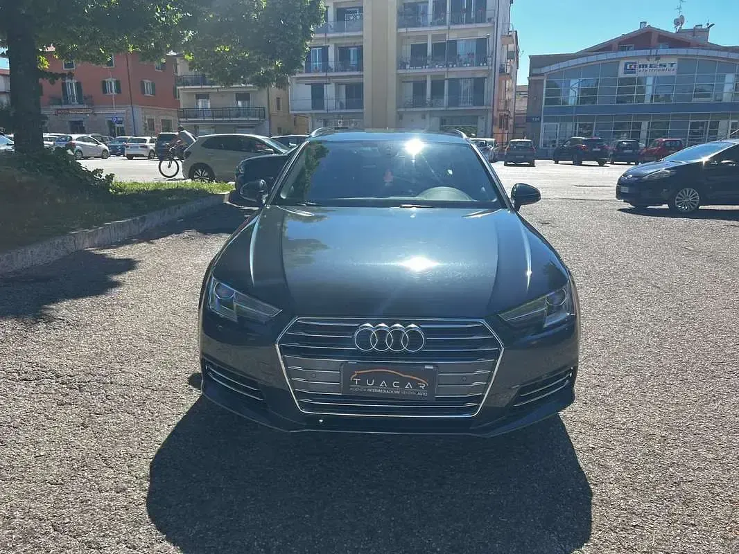 Usata Audi A4 Business 150 CV (110 kW) 2017 Station wagon