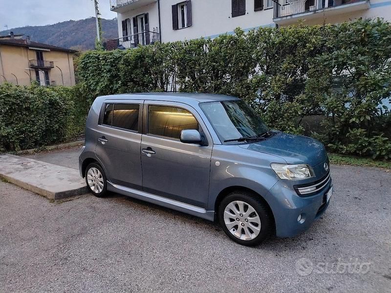 Usata Daihatsu Materia HIRO 103 CV (75 kW) 2010 Blu Monovolume