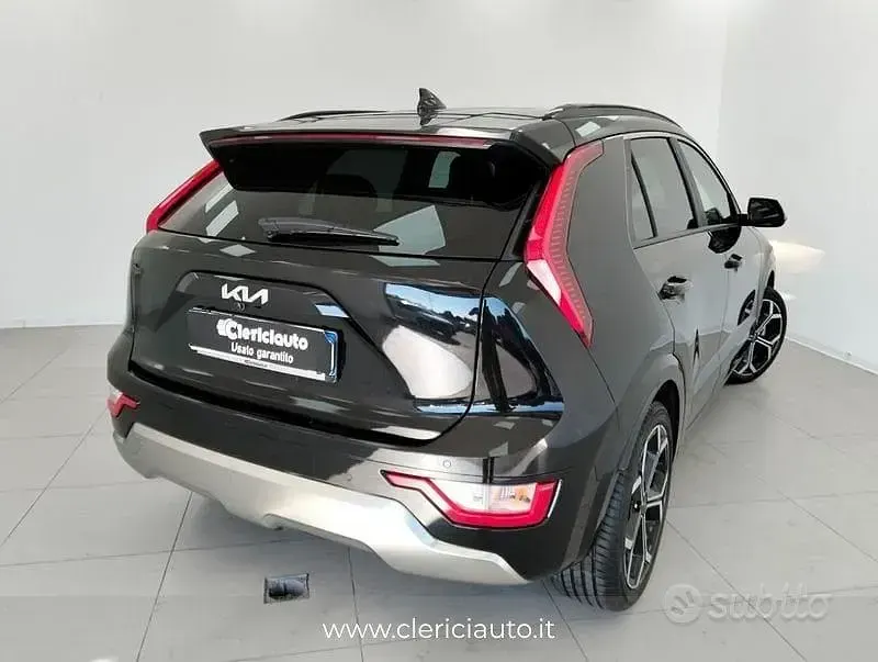 Usata Kia Niro Style 140 CV (102 kW) 2023 Nero SUV