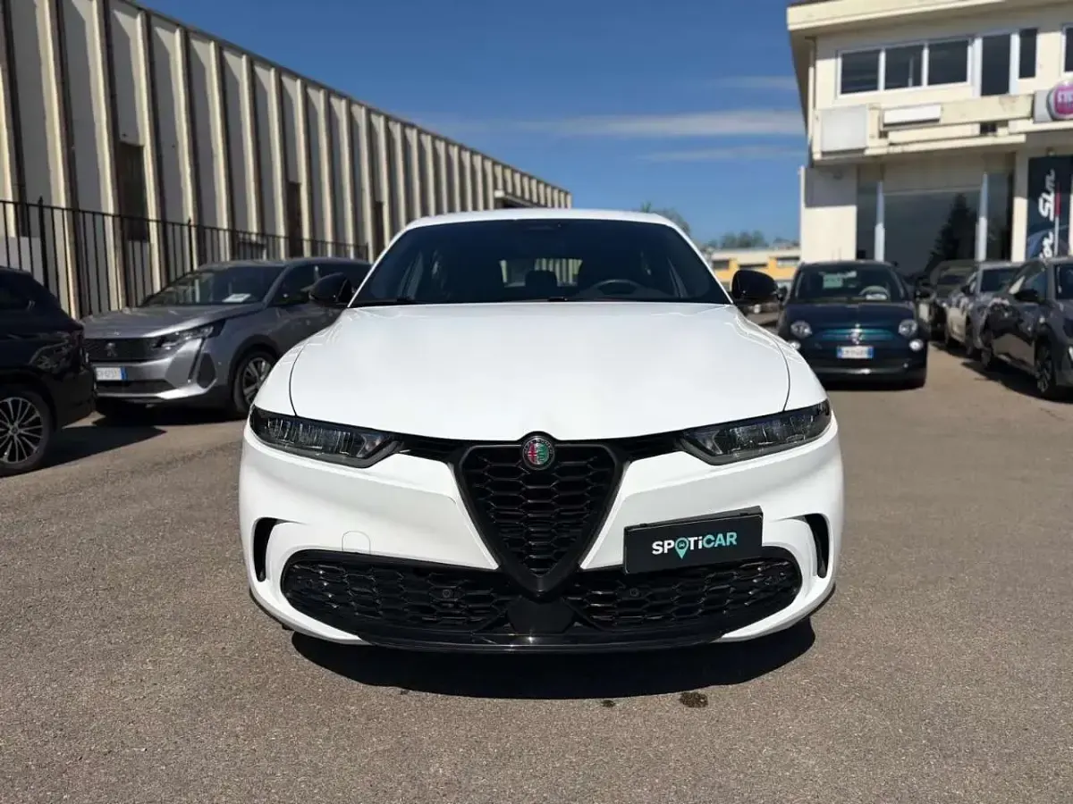 Usata Alfa Romeo Tonale Sprint 131 CV (96 kW) 2024 Bianco SUV