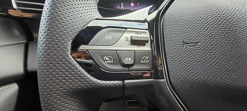 Nuova Peugeot 408 GT 136 CV (100 kW) 2026 Grigio SUV