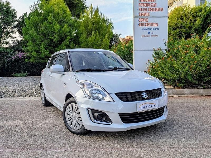 Begagnad Suzuki Swift 75 HK (55 kW) 2015 Vit Halvkombi