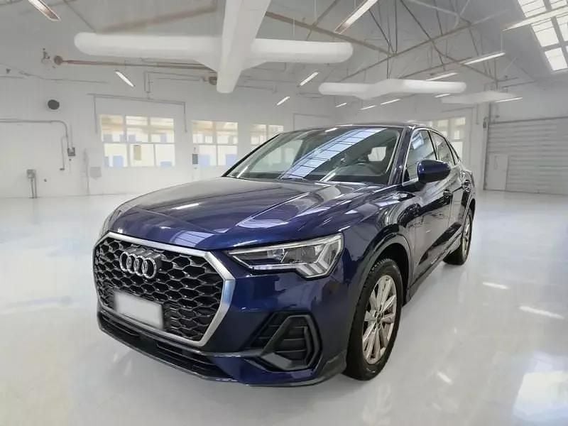 Usata 2022 Audi Q3 Sportback Business Plus SUV | 37.400 € (Buon prezzo) - Immagine 1/4