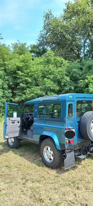 Usata Land Rover Defender 122 CV (89 kW) 2000 Blu/azzurro Station wagon
