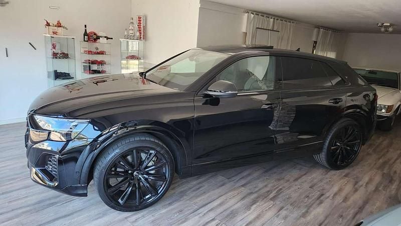 Usata Audi Q8 S-Line 286 CV (210 kW) 2024 Nero SUV