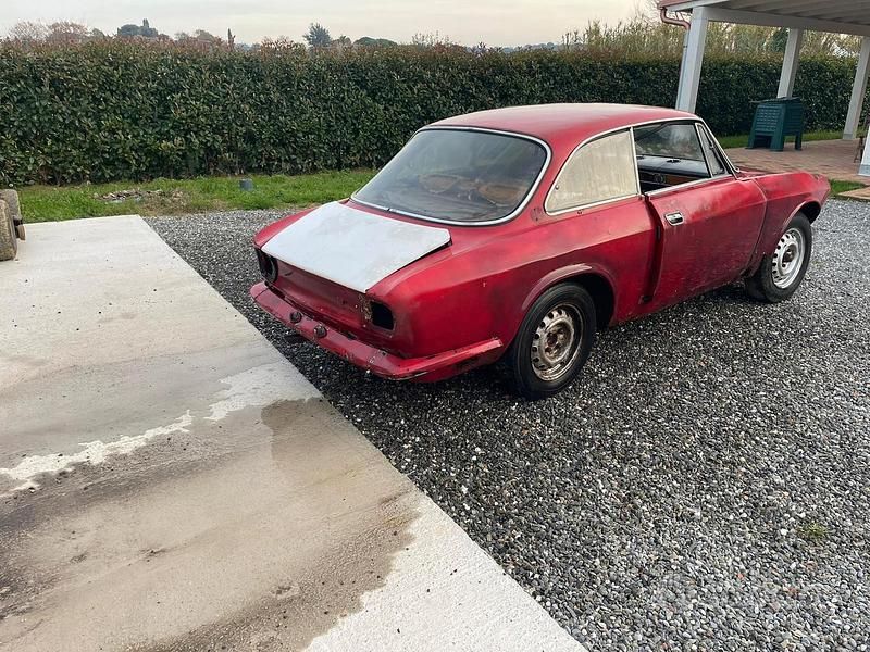 Usata Alfa Romeo 1750 1960 Rosso Berlina