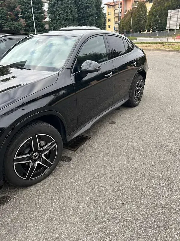 Usata Mercedes GLC300e AMG Line Premium 197 CV (144 kW) 2023 Nero Coupé