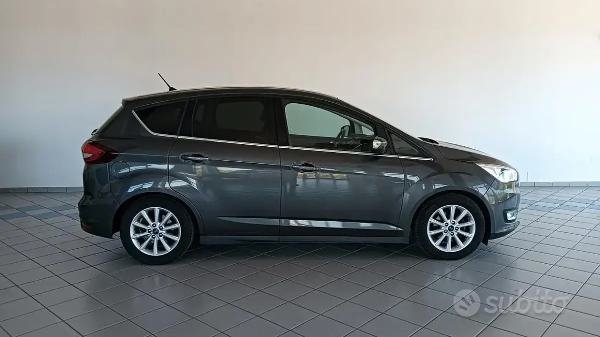 Usata Ford C-MAX Titanium 120 CV (88 kW) 2019 Grigio Monovolume