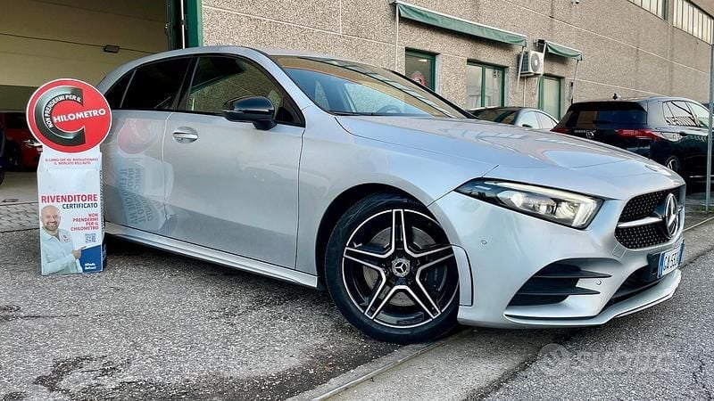 Usata Mercedes A250 Premium 224 CV (164 kW) 2020 Grigio Berlina