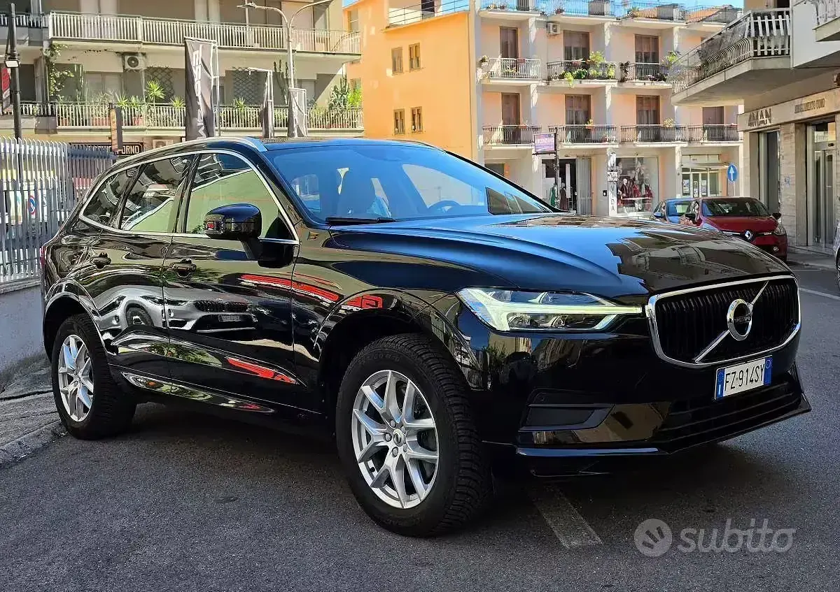 Usata Volvo XC60 Momentum 196 CV (144 kW) 2020 SUV