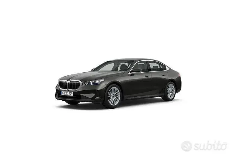 Nuova BMW 520 M Sport 197 CV (144 kW) 2025 Nero Berlina