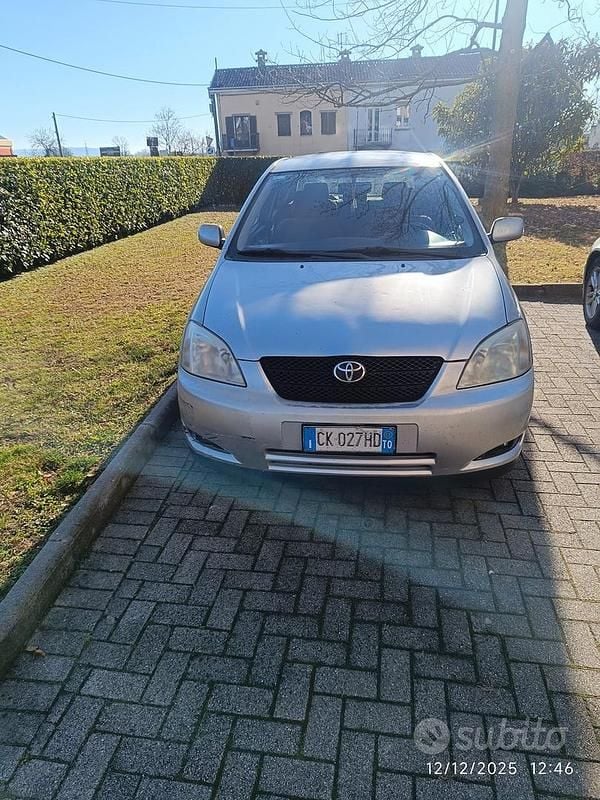 Usata Toyota Corolla 2003 Grigio Berlina