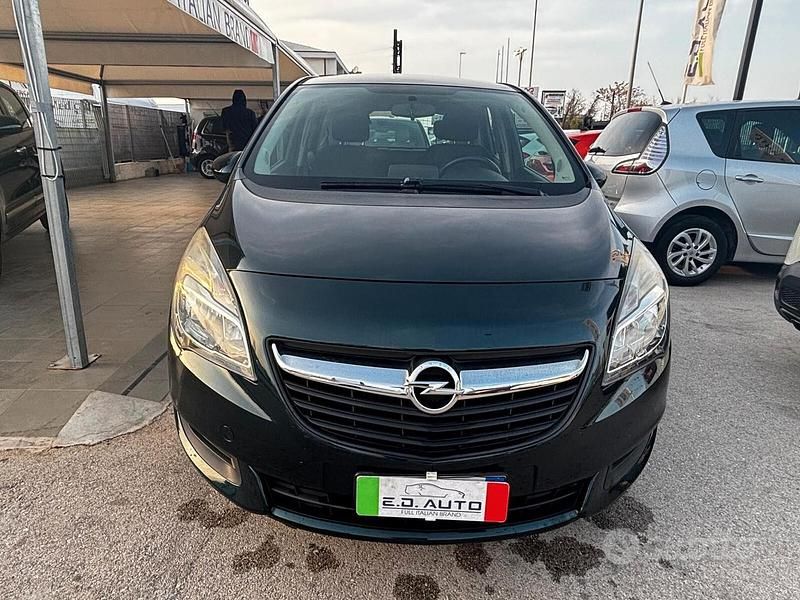 Usata Opel Meriva 100 CV (73 kW) 2015 Verde Monovolume