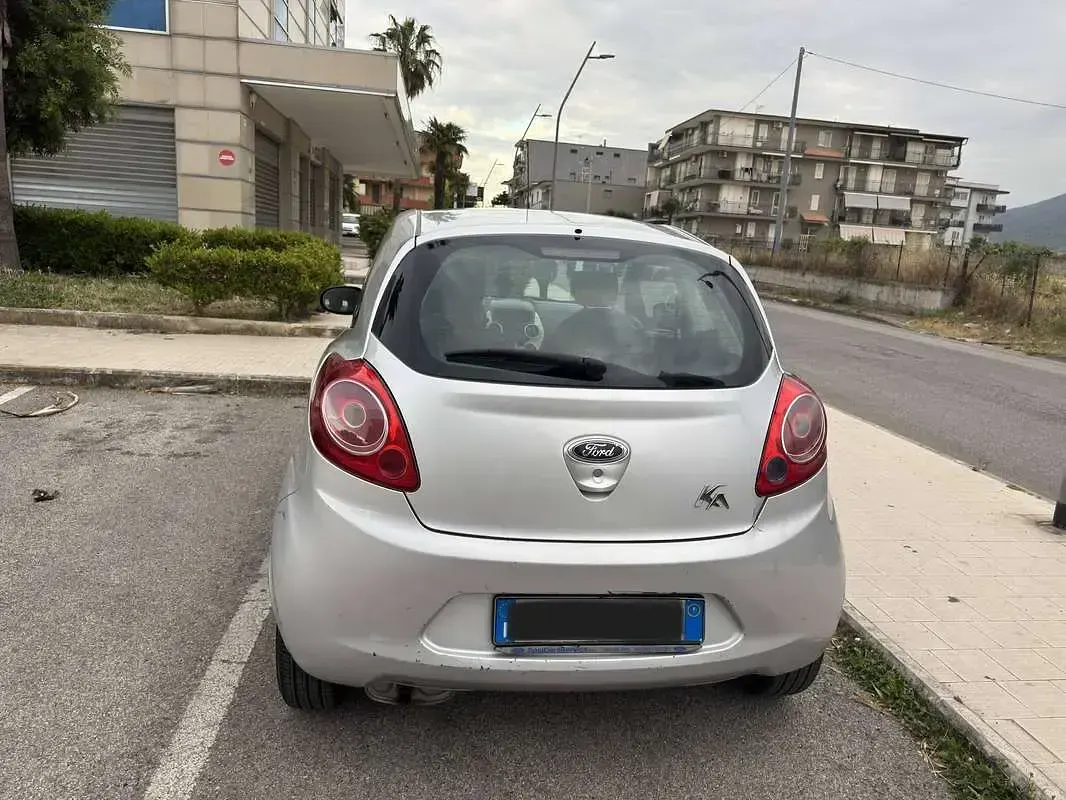 Usata Ford Ka S 69 CV (50 kW) 2013 Grigio Utilitaria