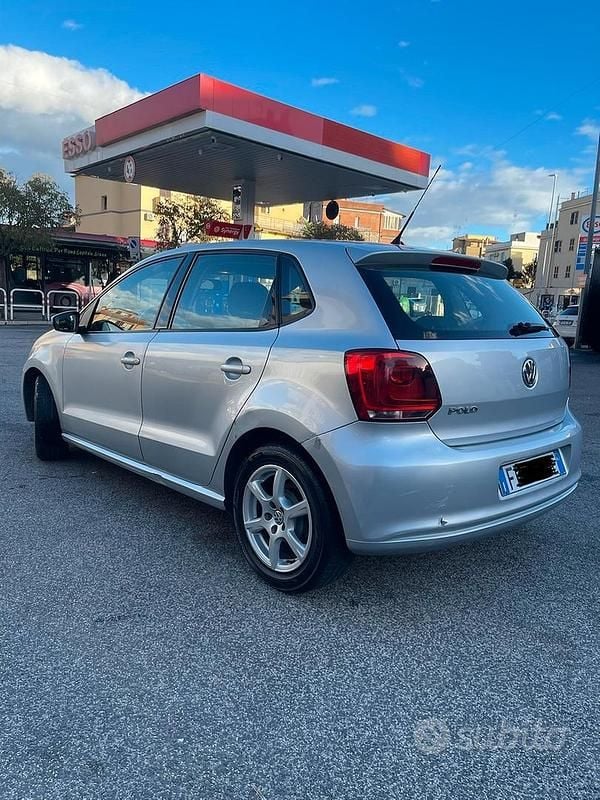 Usata VW Polo 69 CV (50 kW) 2015 Grigio Berlina