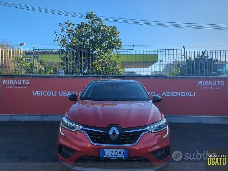 Usata Renault Arkana Techno 140 CV (102 kW) 2022 Rosso SUV