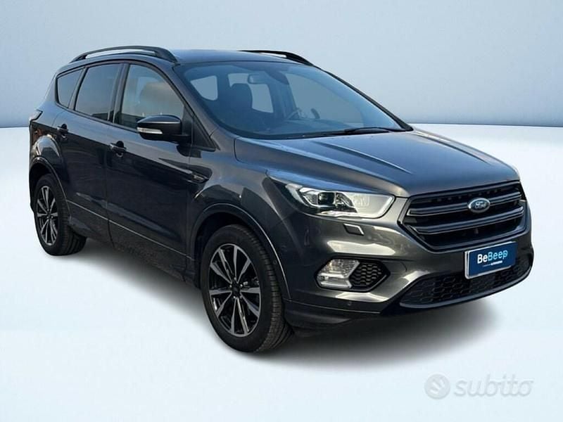 Usata Ford Kuga ST-Line 120 CV (88 kW) 2019 Grigio SUV