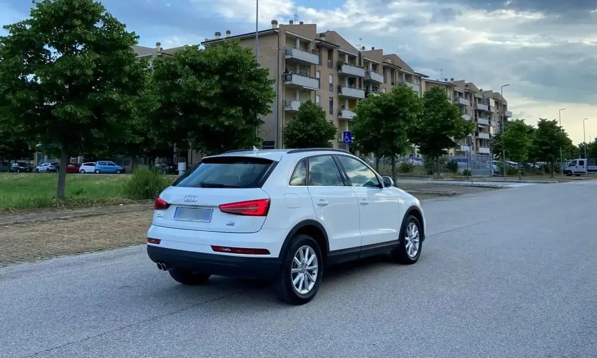 Usata Audi Q3 Sport 150 CV (110 kW) 2016 SUV
