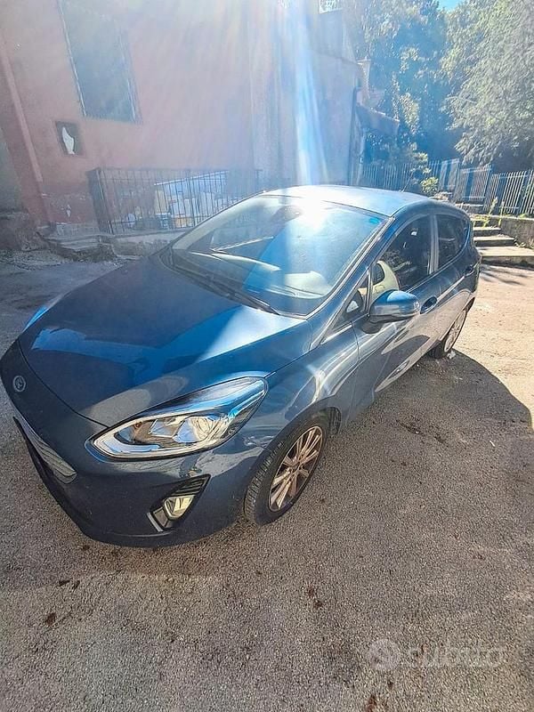 Usata Ford Fiesta 75 CV (55 kW) 2020 Blu Utilitaria