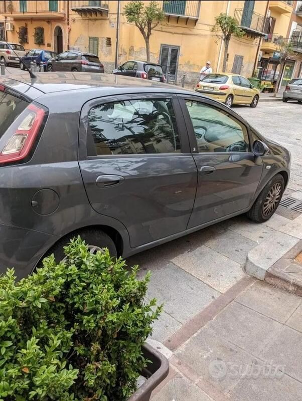 Usata Fiat Punto Evo 75 CV (55 kW) 2012 Utilitaria