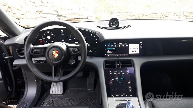 Nero Usata 2021 Porsche Taycan Cross Turismo Tre volumi | 59.000 € (Super prezzo) - Immagine 1/4
