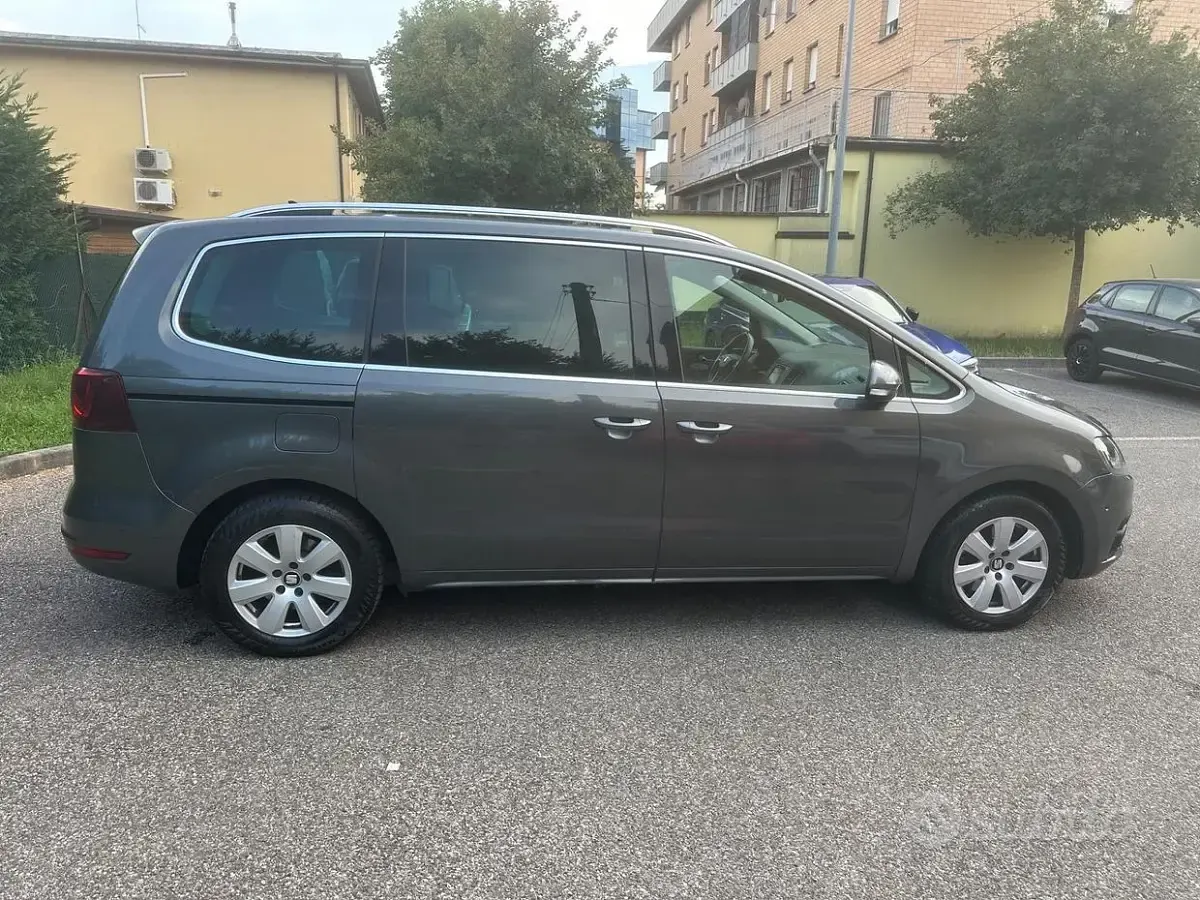 Usata Seat Alhambra FR-Line 150 CV (110 kW) 2019 Grigio Monovolume