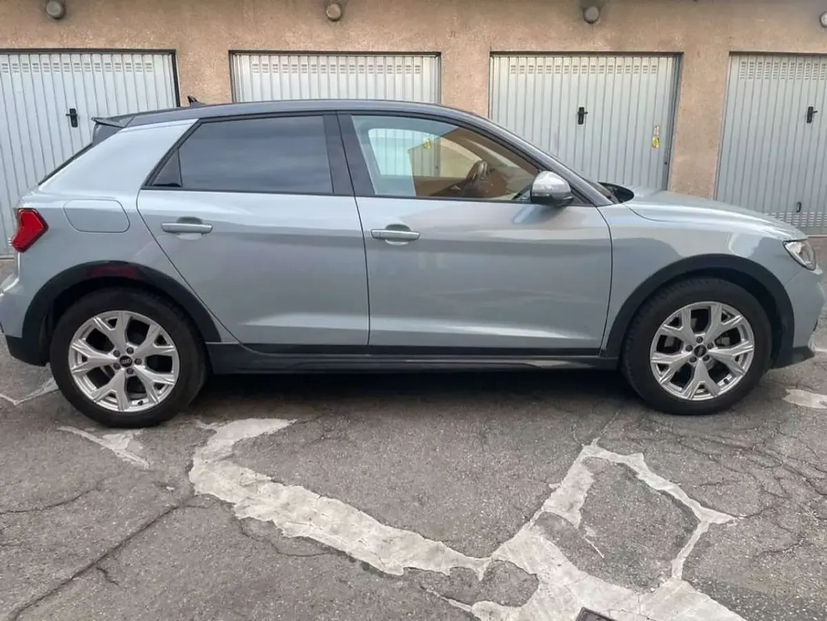 Usata Audi A1 Business 95 CV (69 kW) 2024 Grigio SUV