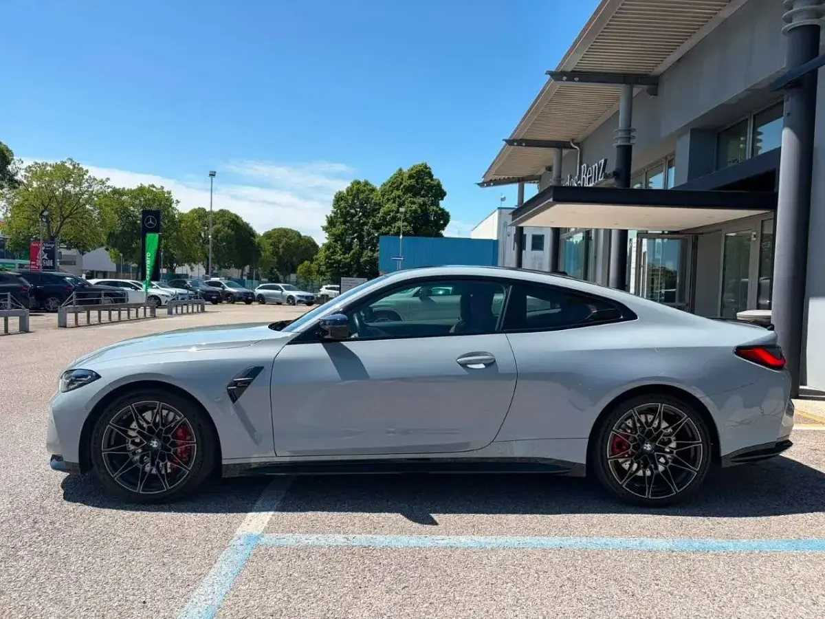 Usata BMW M4 Competition Edition 510 CV (375 kW) 2023 Grigio pastello Coupé