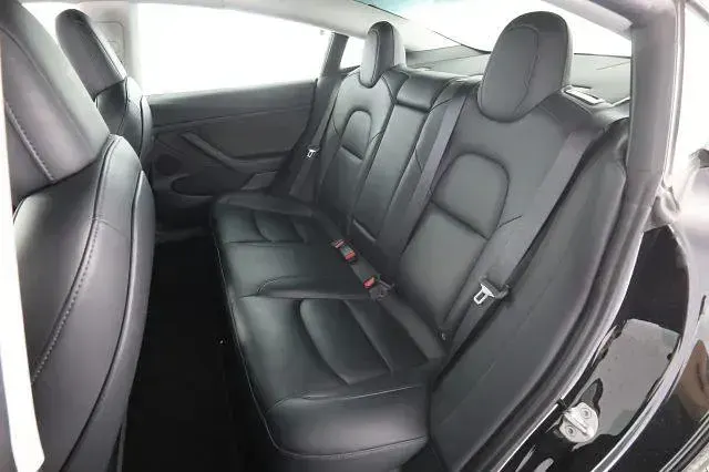 Usata Tesla Model 3 Long Range AWD 155 kW (211 CV) 2022 Nero Berlina