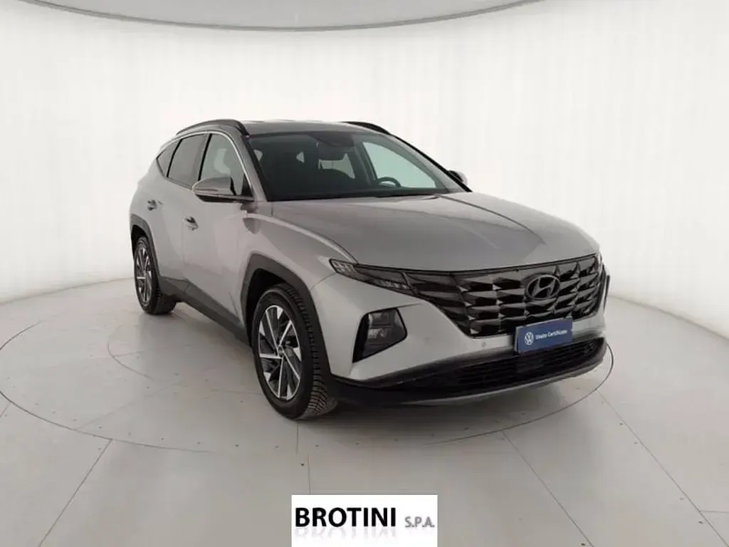 Usata Hyundai Tucson 136 CV (100 kW) 2023 Grigio metallizzato SUV