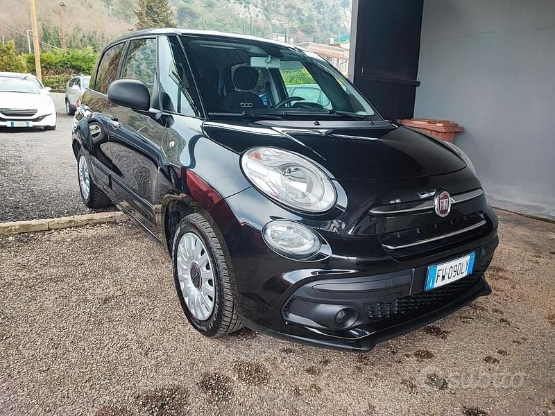 Usata Fiat 500L Lounge 95 CV (69 kW) 2019 Nero Monovolume