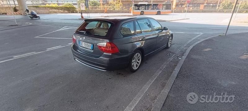 Usata BMW 320 M Sport 163 CV (119 kW) 2006 Grigio Station wagon
