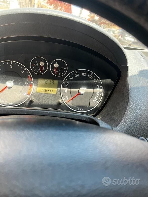 Usata Ford Fiesta 2007 Nero Utilitaria