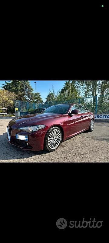 Usata Alfa Romeo Giulia 150 CV (110 kW) 2018 Berlina