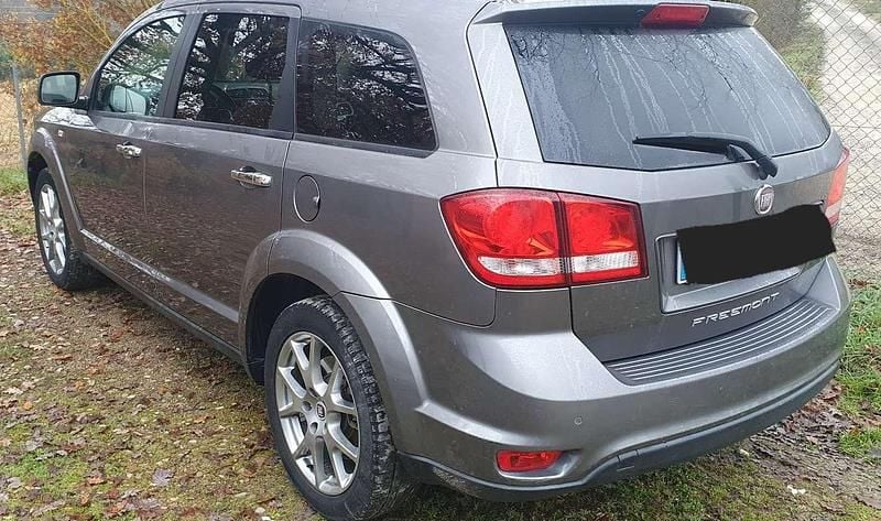 Usata Fiat Freemont Lounge 140 CV (102 kW) 2012 SUV