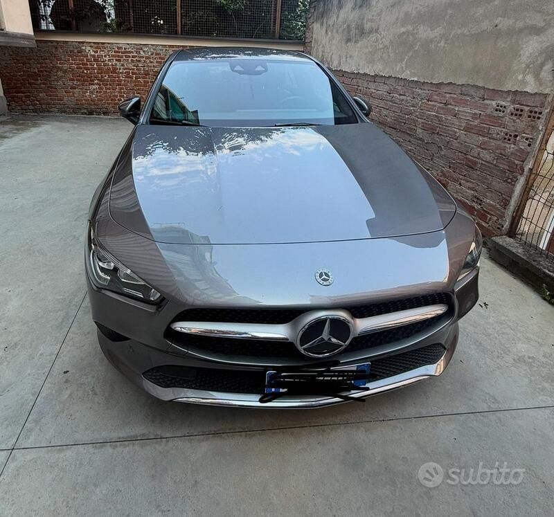 Usata Mercedes 180 2019 Grigio Berlina