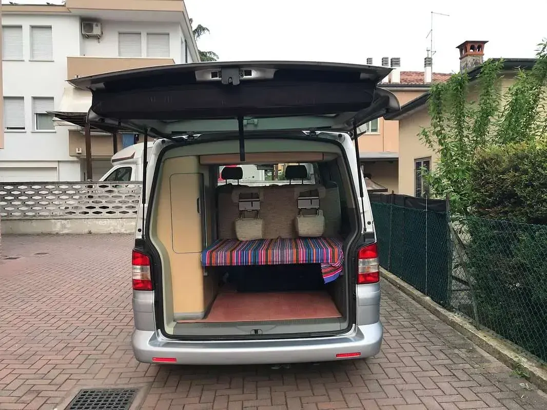 Usata VW California California 131 CV (96 kW) 2009 Argento Furgone