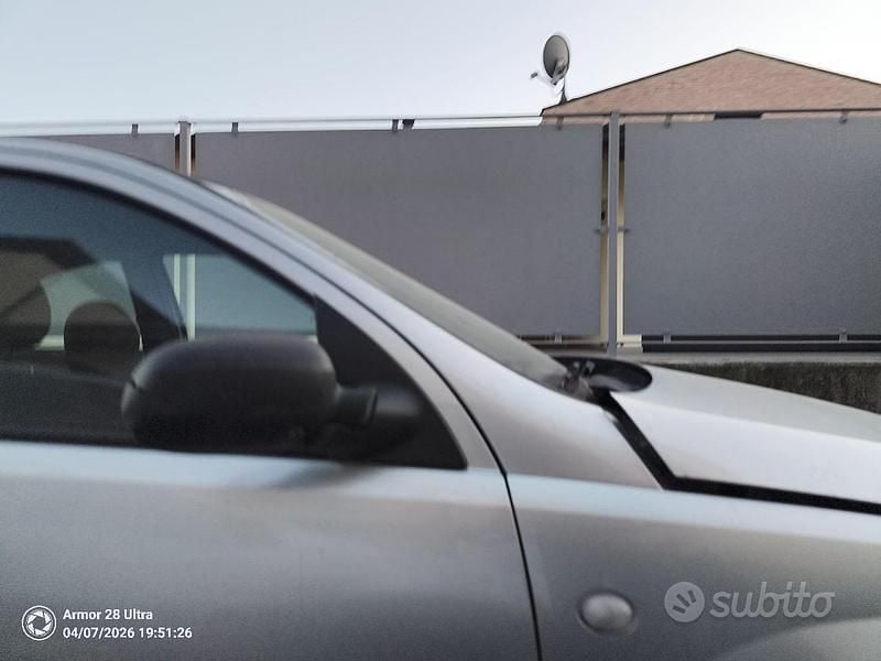 Usata Opel Corsa 58 CV (42 kW) 2001 Grigio Utilitaria