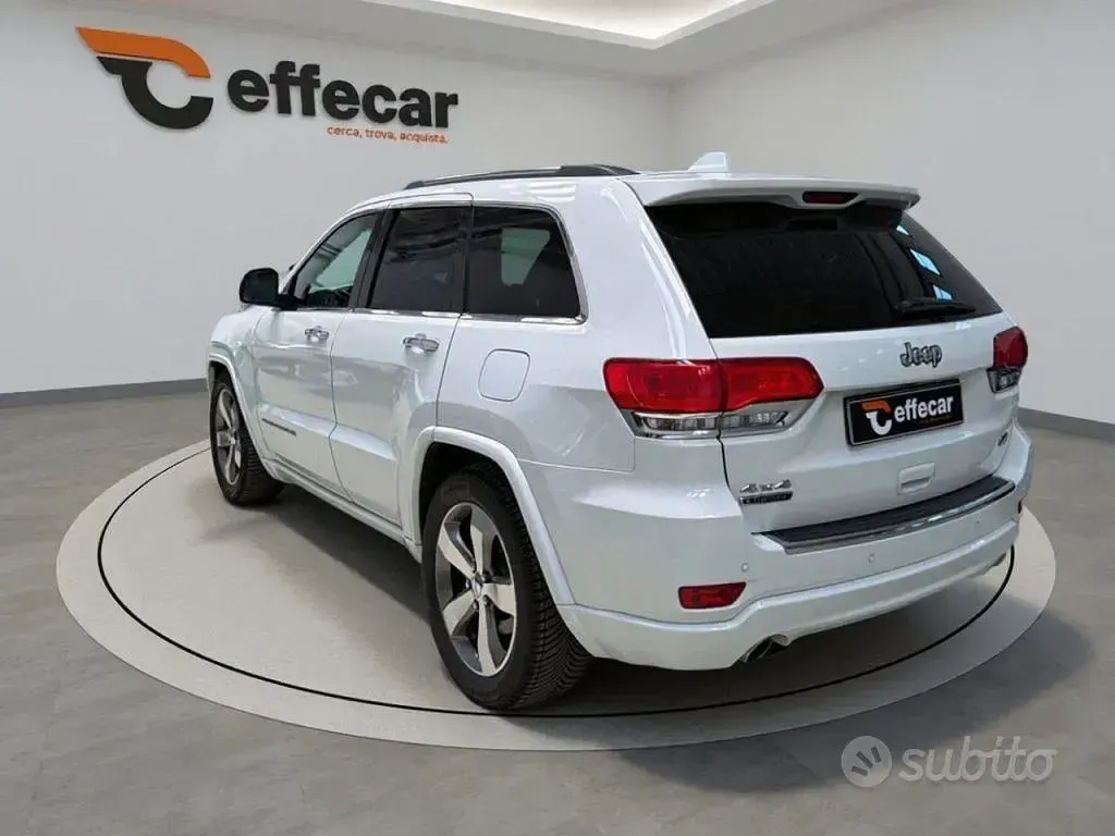 Usata Jeep Grand Cherokee Overland 250 CV (183 kW) 2014 Bianco SUV