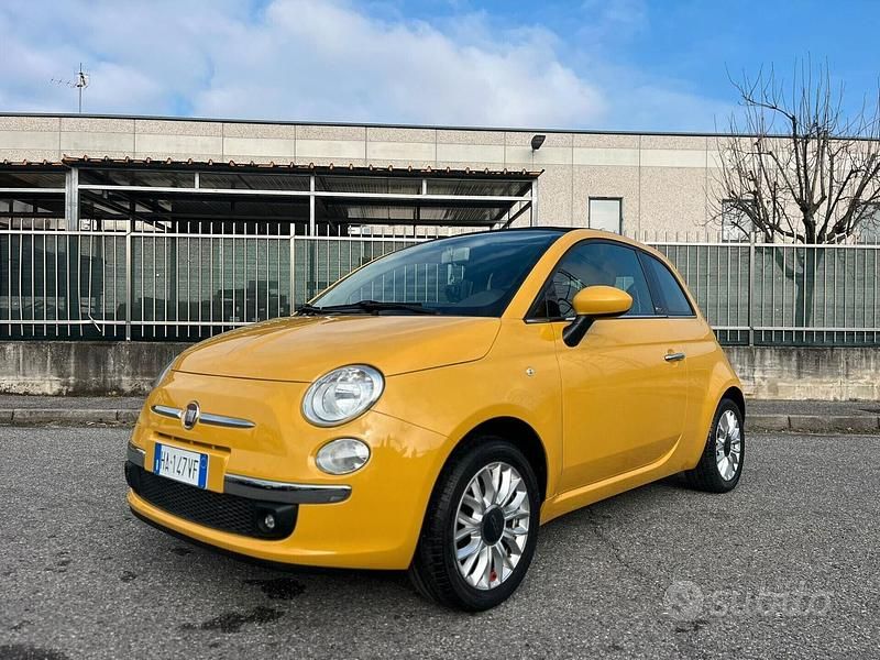 Usata Fiat 500 69 CV (50 kW) 2015 Giallo Cabrio