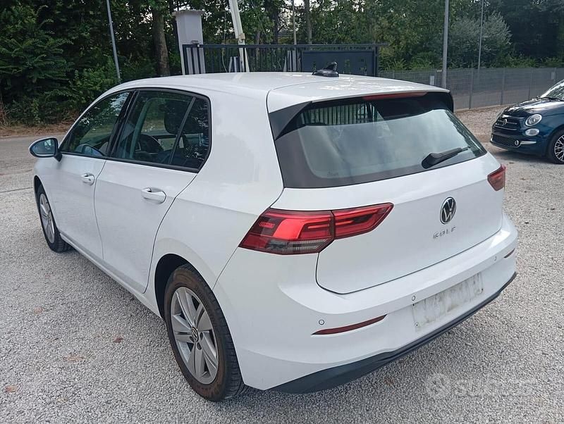 Usata VW Golf VII Life 116 CV (85 kW) 2020 Bianco Berlina