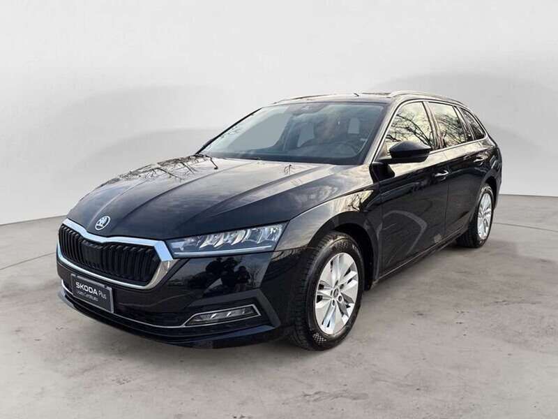 Nero Usata 2024 Skoda Octavia Executive Station wagon | 26.500 € (Buon prezzo) - Immagine 1/4