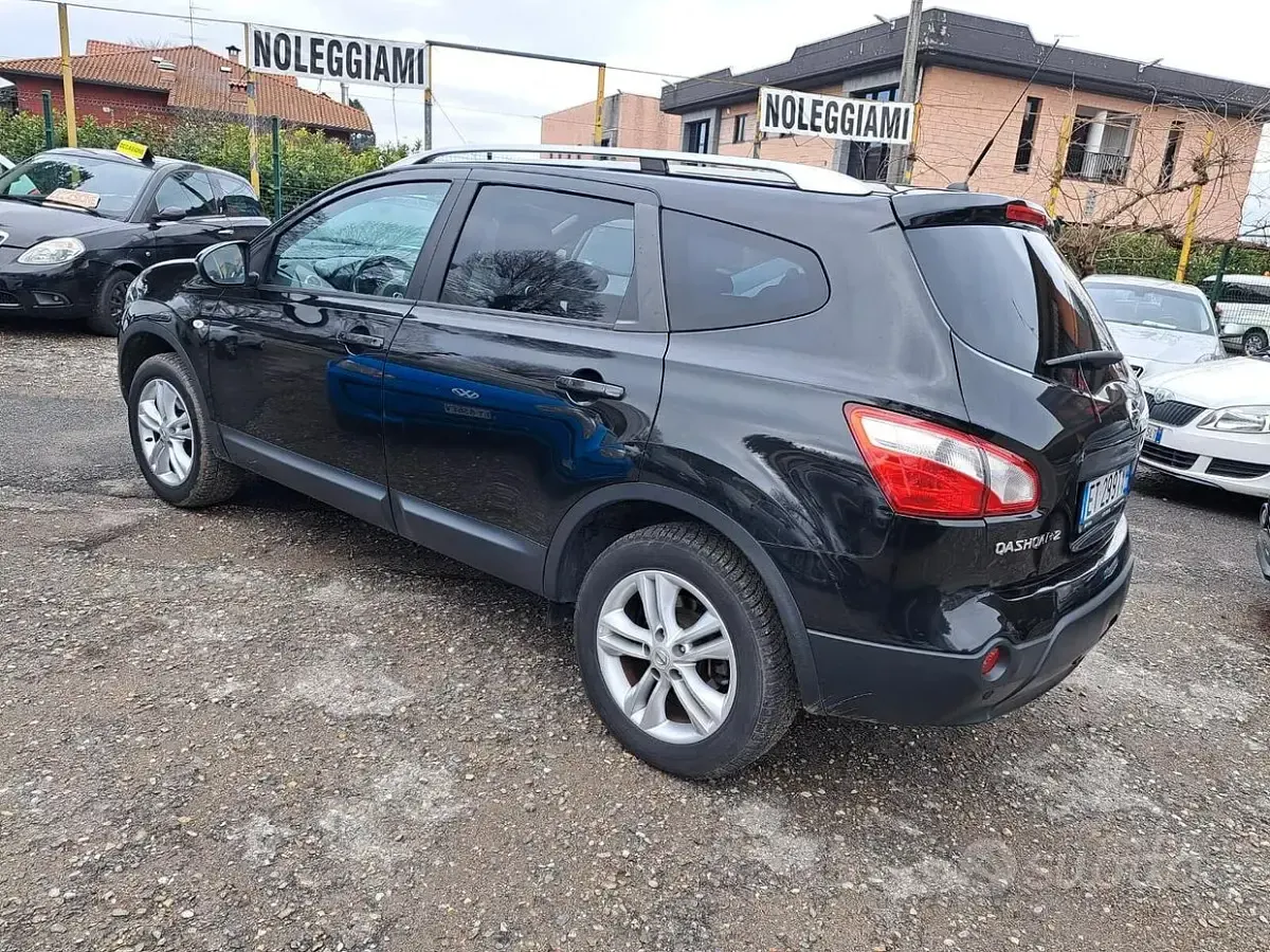 Begagnad Nissan Qashqai +2 Acenta 110 HK (80 kW) 2014 Svart SUV