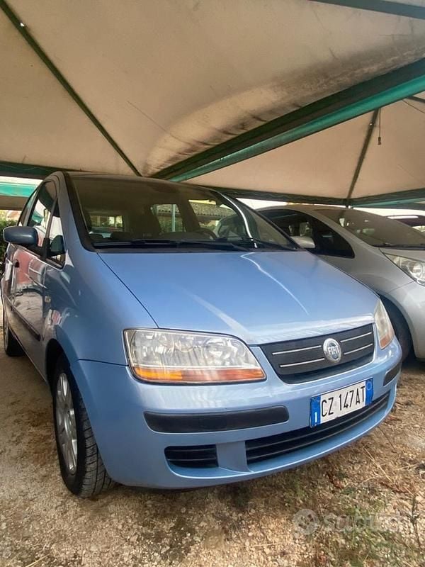 Usata Fiat Idea 69 CV (50 kW) 2005 Blu Monovolume