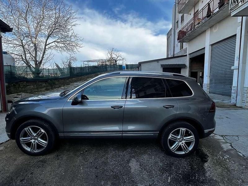 Usata 2016 VW Touareg Executive SUV | 21.000 € (Buon prezzo) - Immagine 1/4