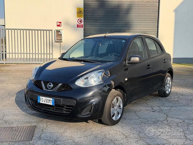 Usata Nissan Micra Tekna 80 CV (58 kW) 2016 Nero Utilitaria