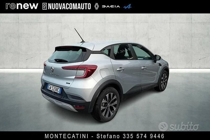 Usata Renault Captur Equilibre 145 CV (106 kW) 2024 Grigio SUV