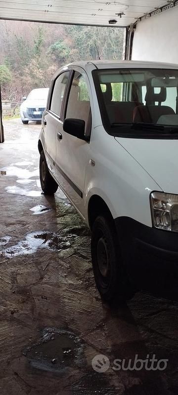 Usata Fiat Panda 4x4 60 CV (44 kW) 2006 Bianco Utilitaria