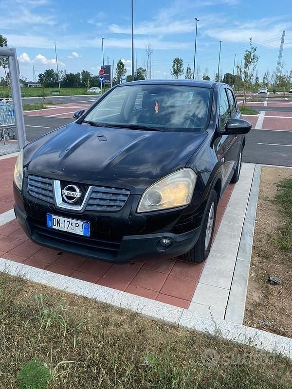 Usata 2008 Nissan Qashqai SUV | 2700 € (Super prezzo) - Immagine 1/4